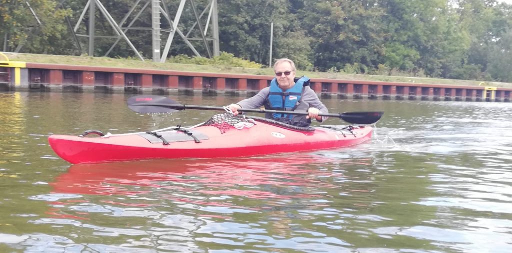 Herr Schaaf, der Übungsleiter im Kanu auf dem Rhein-Herne Kanal.