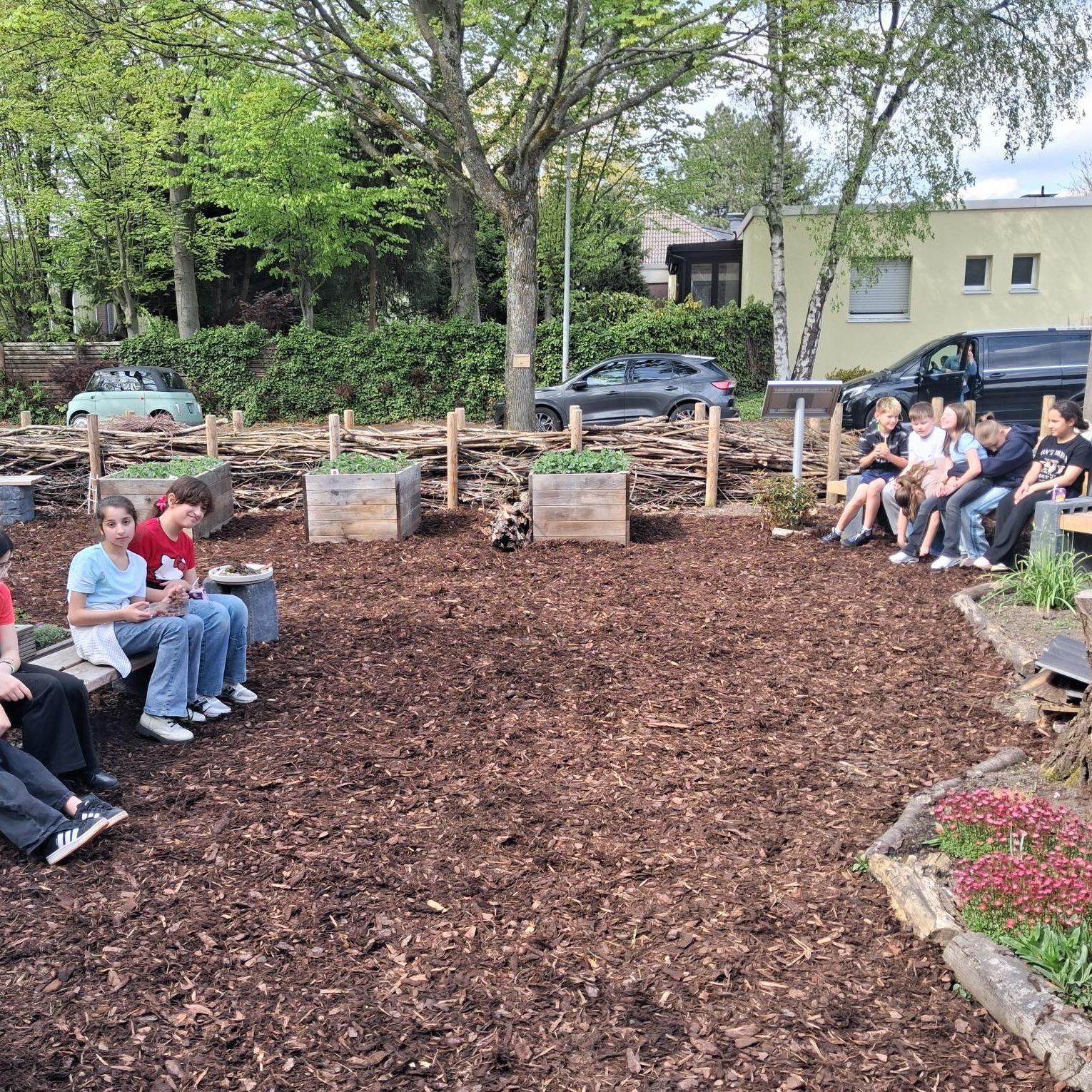 2026_04_UrbanGardening2