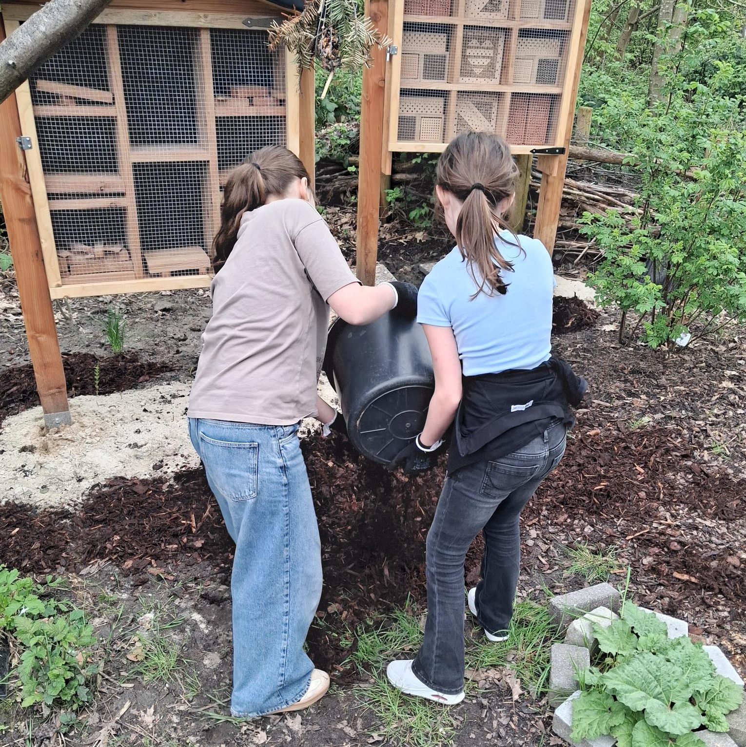 2026_04_UrbanGardening4